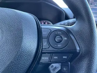 Toyota RAV4 Híbrido 2021 AWD LE 4dr SUV