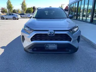 Toyota RAV4 Híbrido 2021 AWD LE 4dr SUV