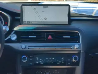 Genesis G70 2025 3.3T Sport Prestige 4dr Sedán