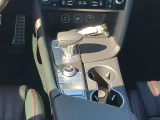 Genesis G70 2025 3.3T Sport Prestige 4dr Sedán