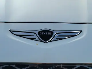 Genesis G70 2025 3.3T Sport Prestige 4dr Sedán