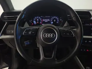 Audi A3 2023 Premium 40 TFSI 4dr Sedán