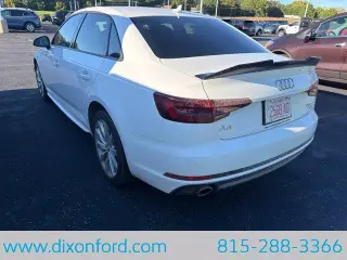 Audi A4 2018 2.0T ultra Premium 4dr Sedán
