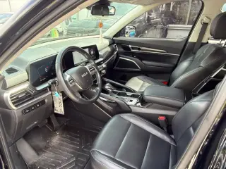 Kia Telluride 2023 AWD S 4dr SUV