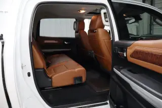 Toyota Tundra 2019 4x4 1794 Edition 4dr CrewMax Cab Pickup SB (5.7L V8)