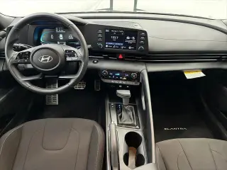 Hyundai ELANTRA 2026 SEL Sport 4dr Sedán