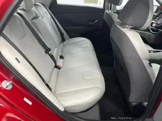 Hyundai ELANTRA 2025 Limited 4dr Sedán