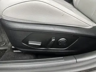 Hyundai ELANTRA 2025 Limited 4dr Sedán