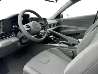 Hyundai ELANTRA 2025 SE 4dr Sedán