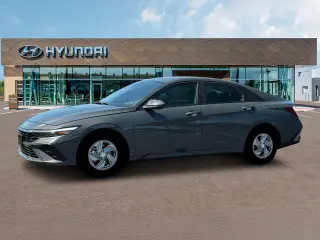 Hyundai ELANTRA 2025 SE 4dr Sedán