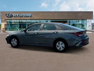 Hyundai ELANTRA 2025 SE 4dr Sedán