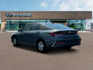 Hyundai ELANTRA 2025 SE 4dr Sedán