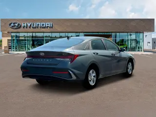 Hyundai ELANTRA 2025 SE 4dr Sedán
