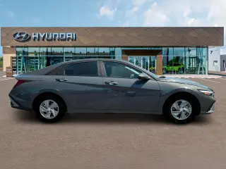 Hyundai ELANTRA 2025 SE 4dr Sedán