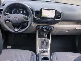 Hyundai VENUE 2024 Limited 4dr Crossover
