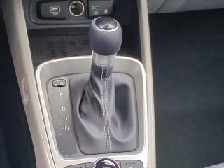 Hyundai VENUE 2024 Limited 4dr Crossover