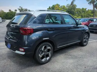 Hyundai VENUE 2024 Limited 4dr Crossover