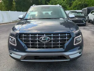 Hyundai VENUE 2024 Limited 4dr Crossover