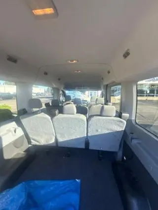 Ford Transit 2016 150 XL 3dr SWB Techo Medio Furgón de Pasajeros con Puerta Deslizante del Lado del Pasajero
