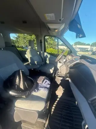 Ford Transit 2016 150 XL 3dr SWB Techo Medio Furgón de Pasajeros con Puerta Deslizante del Lado del Pasajero