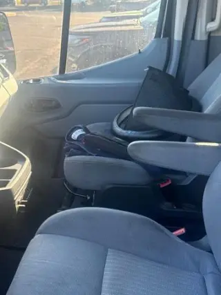 Ford Transit 2016 150 XL 3dr SWB Techo Medio Furgón de Pasajeros con Puerta Deslizante del Lado del Pasajero