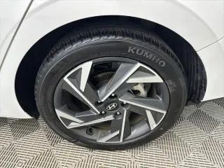 Hyundai ELANTRA 2025 SEL Sport 4dr Sedán