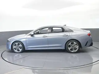 Kia K5 2023 EX 4dr Sedán