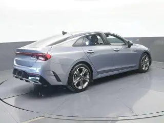 Kia K5 2023 EX 4dr Sedán