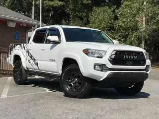 Toyota Tacoma 2022 4x2 TRD Off-Road 4dr Double Cab 5.0 ft SB