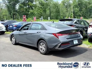Hyundai ELANTRA 2025 SE 4dr Sedán