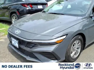 Hyundai ELANTRA 2025 SE 4dr Sedán