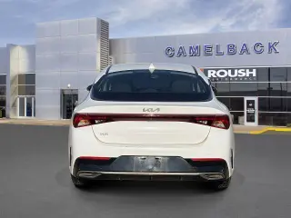 Vehículo Kia K5 2023 LXS 4dr Sedán