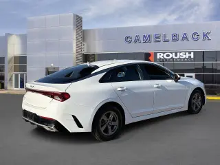 Vehículo Kia K5 2023 LXS 4dr Sedán