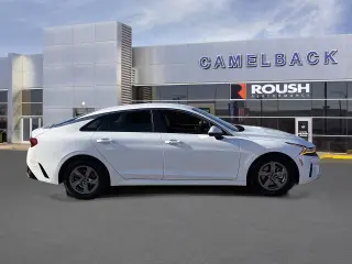Vehículo Kia K5 2023 LXS 4dr Sedán