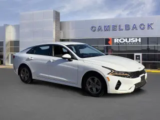 Vehículo Kia K5 2023 LXS 4dr Sedán