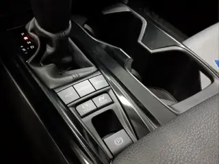 Toyota Camry 2025 LE 4dr Sedán