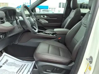 Ford Explorer 2025 AWD Platinum 4dr SUV