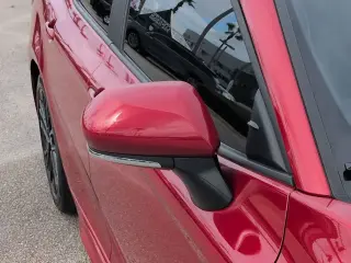 Toyota Camry 2025 SE sedán 4 puertas