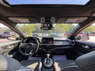 Kia Forte 2023 GT-Line 4dr Sedán
