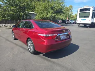 Toyota Camry 2017 XLE 4dr Sedán