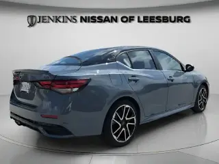 Nissan Sentra 2025 SR 4dr Sedán