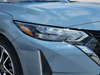 Nissan Sentra 2025 SR 4dr Sedán