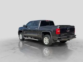 GMC Sierra 1500 2015 4x4 SLE 4dr Crew Cab 5.8 ft. SB