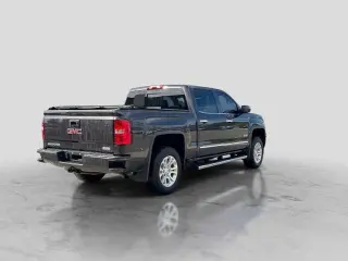 GMC Sierra 1500 2015 4x4 SLE 4dr Crew Cab 5.8 ft. SB