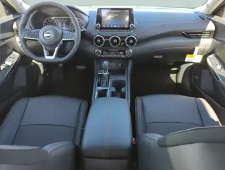 Nissan Sentra 2025 SR 4dr Sedán