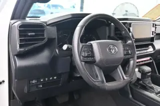 Toyota Tundra 2025 4x4 SR 4dr CrewMax Cab Pickup SB