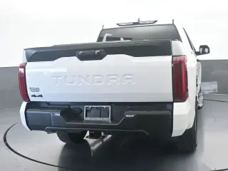 Toyota Tundra 2025 4x4 SR 4dr CrewMax Cab Pickup SB