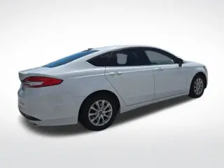 Ford Fusion 2018 S 4dr Sedán