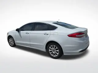 Ford Fusion 2018 S 4dr Sedán