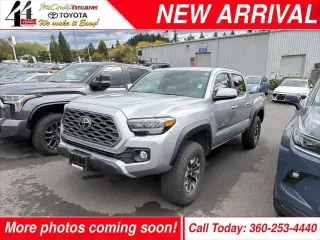Toyota Tacoma 2023 4x4 TRD Sport 4dr Double Cab 5.0 ft SB 6M